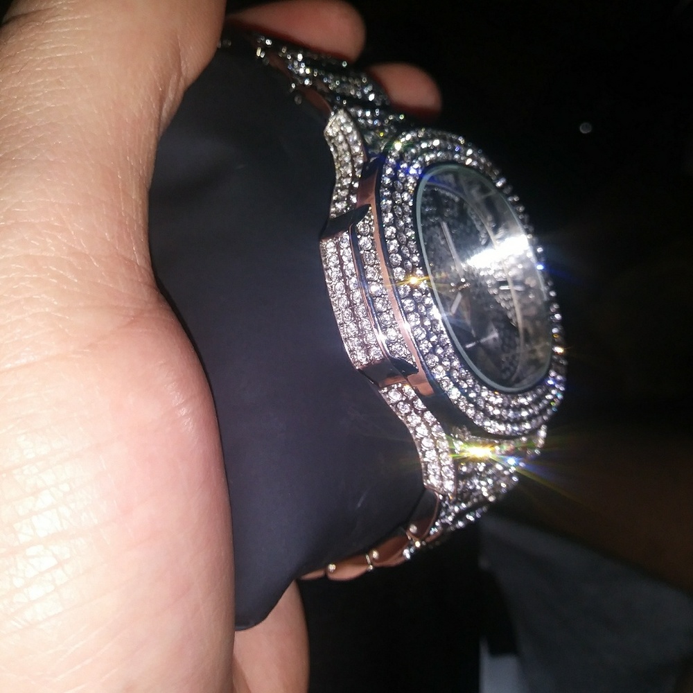 Diamond Watch - Picture 3 of 7